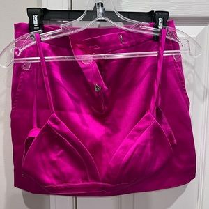 Bella Barnett hot pink set.